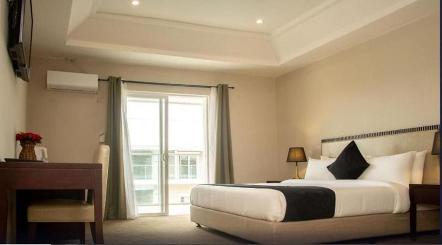 Royal Ambassador Hotel Harbel Экстерьер фото